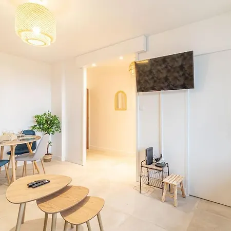 Zenbnb / Sandy / Parking Prive / 5 Pers. / Geant / Apartmán